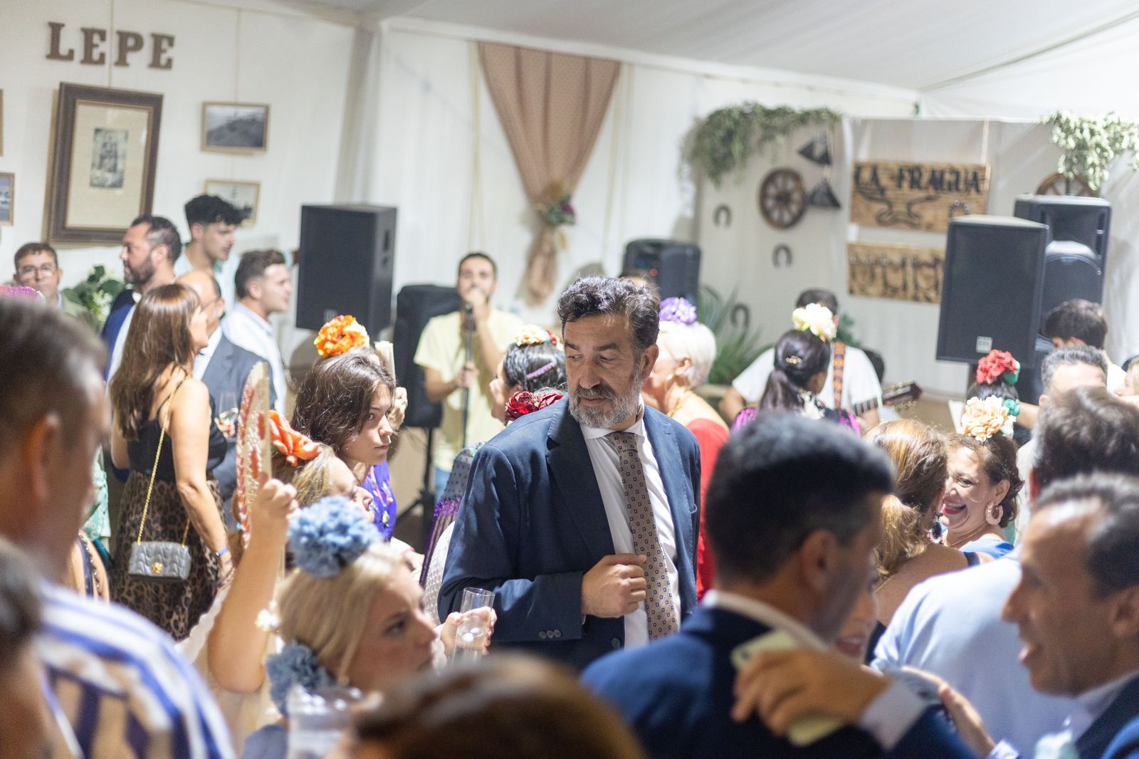 Feria del Caballo 2023: Imágenes del ambiente en la noche del sábado