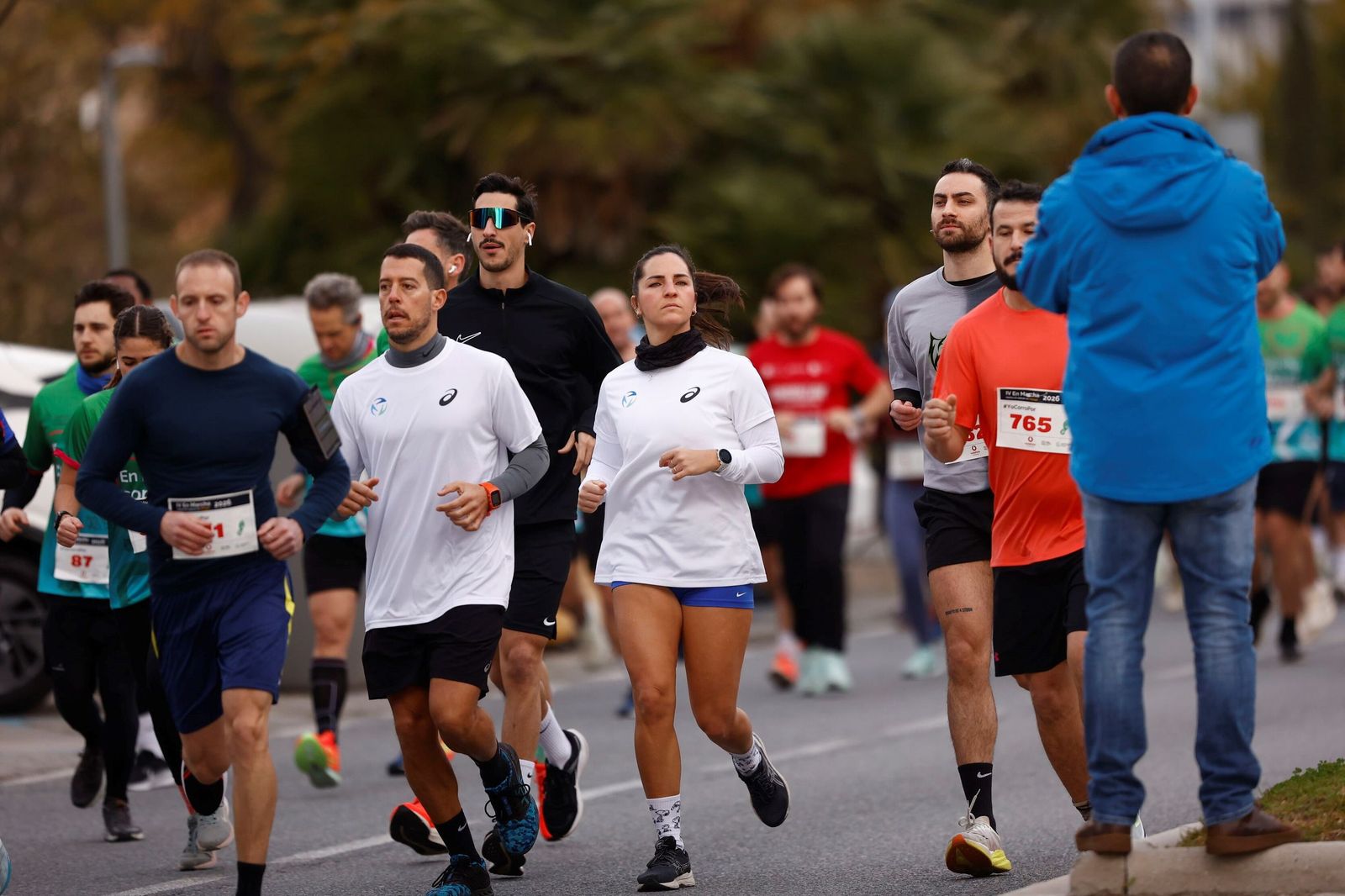 Búscate en las fotos de la Carrera contra el cáncer en Málaga