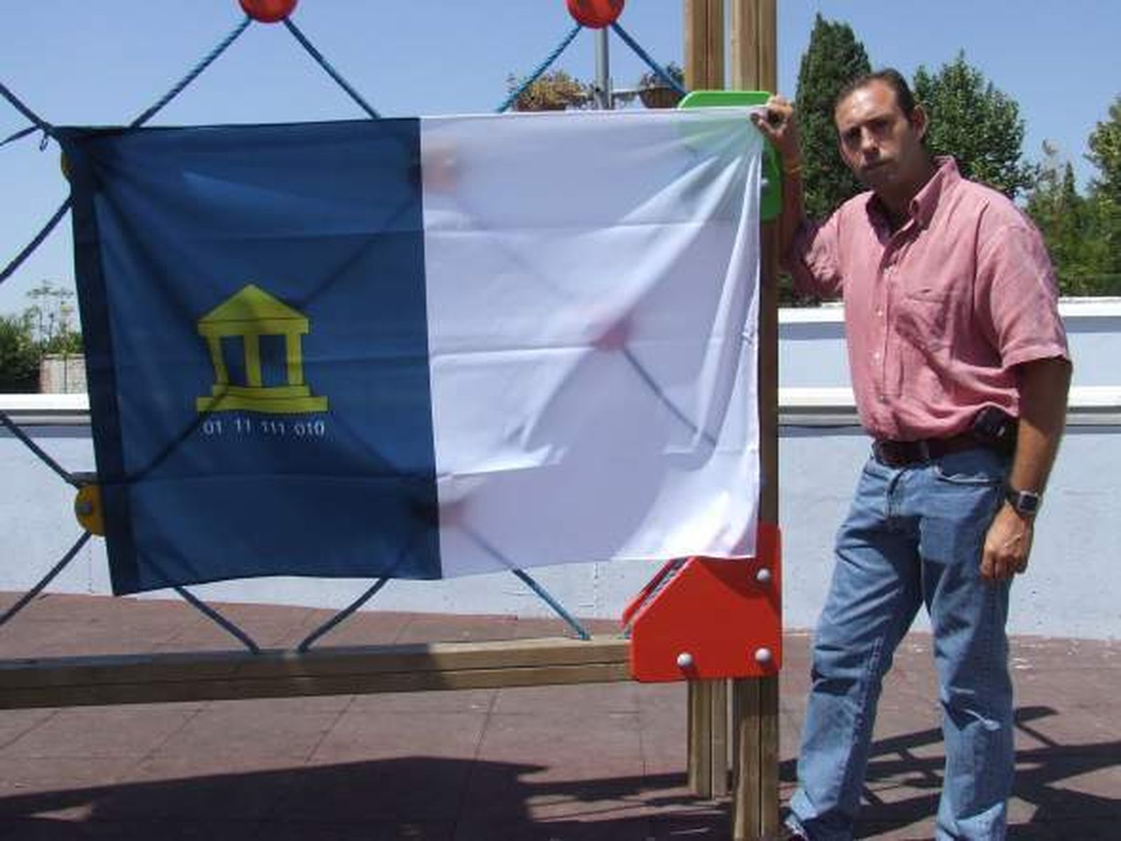 '01 11 111 010' es 'amor' en Jun