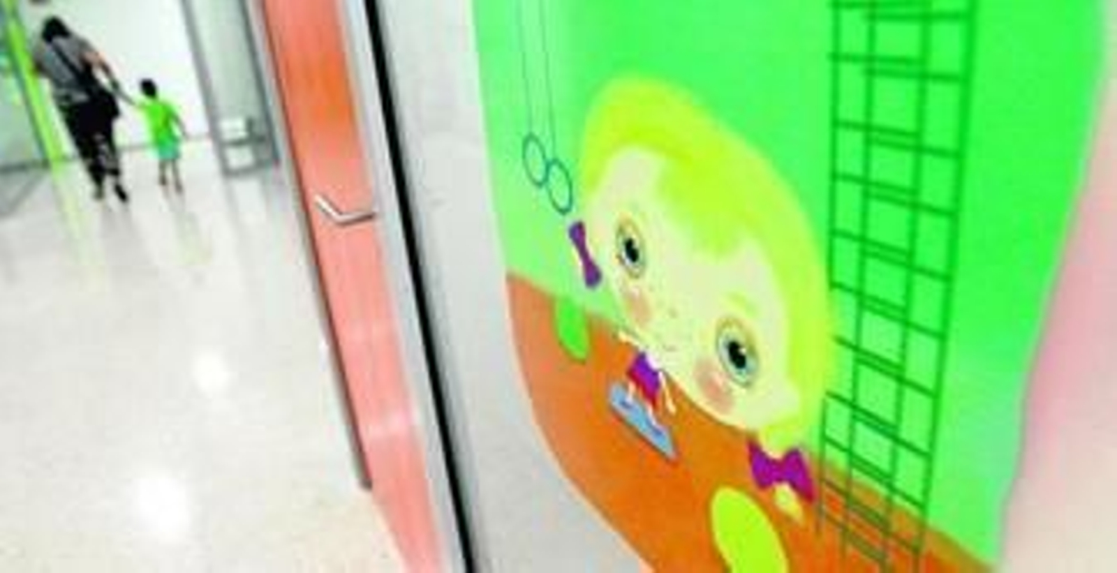 Imagen del pasillo de entrada del servicio de Atención Temprana.