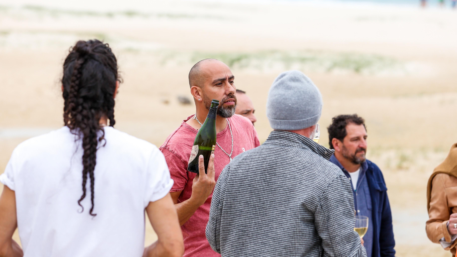 Un día de levante en Tarifa, en imágenes