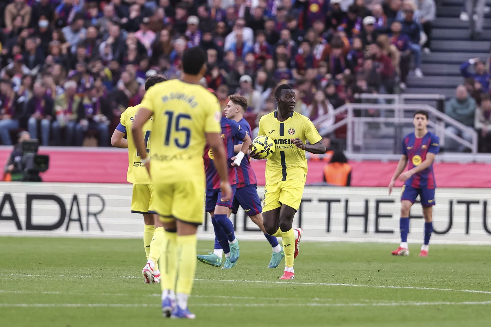 Las fotos del Barcelona-Villarreal en la gran tarde de Lamine