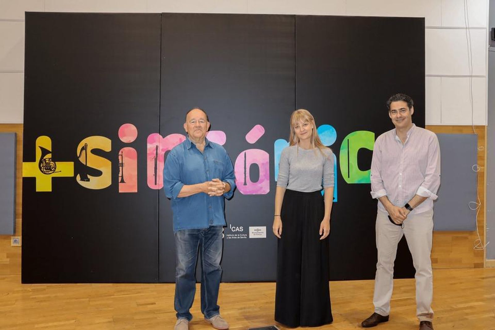 Alexa Farré Brandkamp, junto a Marc Soustrot y Pedro Vázquez.