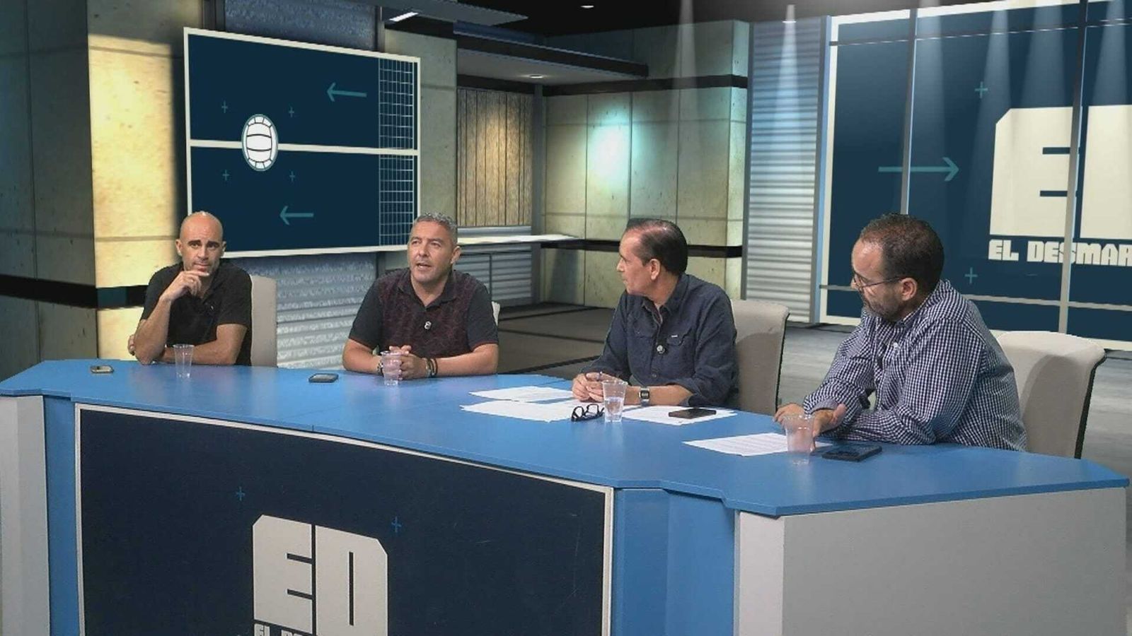 Vizcaíno removió conciencias con su disertación en la tertulia de El Desmarque