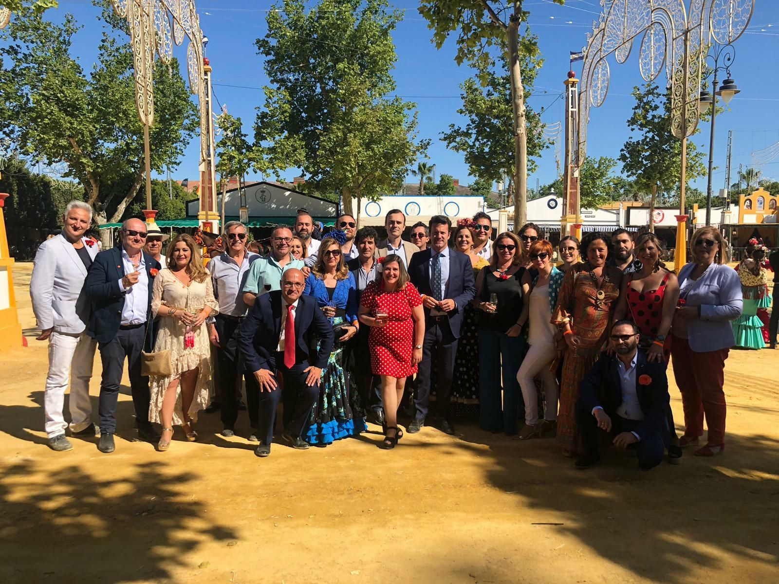 Militantes de Ciudadanos durante una convivencia en la Feria del Caballo.
