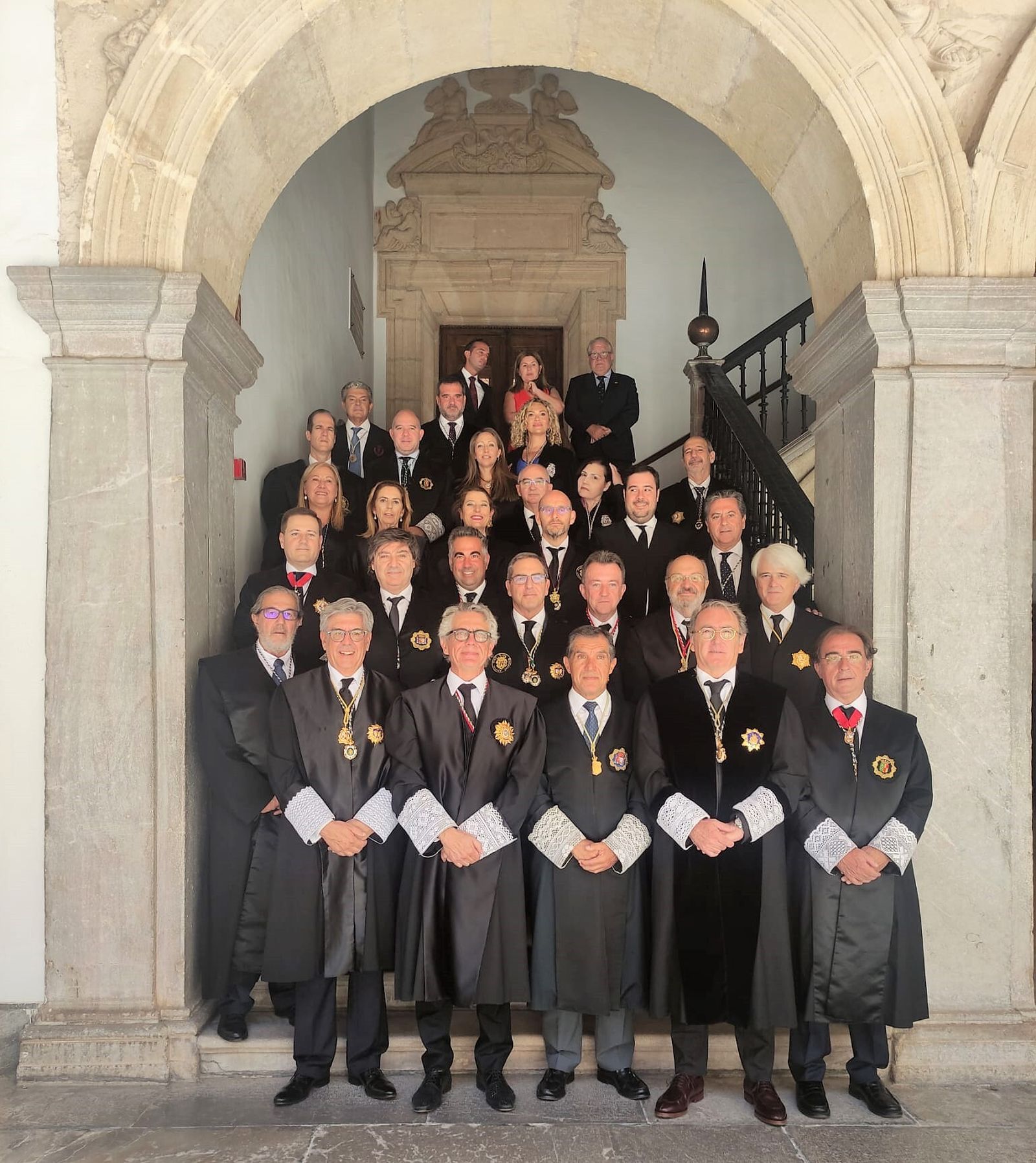 Asistentes a la toma de posesión de la Comisión Ejecutiva del Consejo Andaluz de Colegios de Abogados.