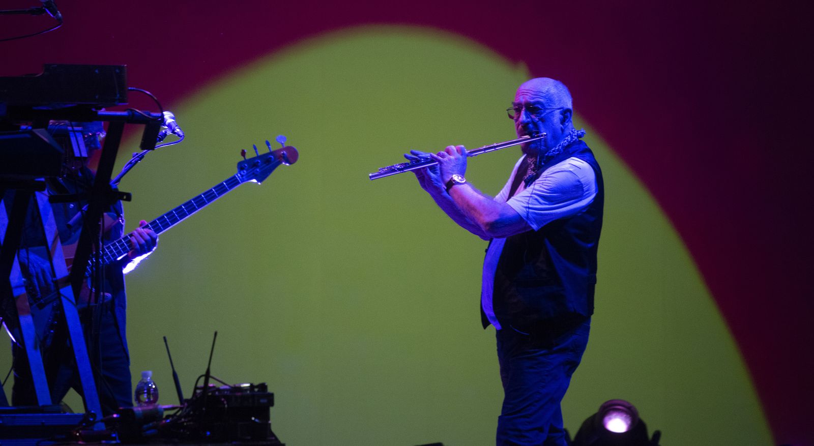 Las imágenes del concierto de Jethro Tull, en el Cartuja Center