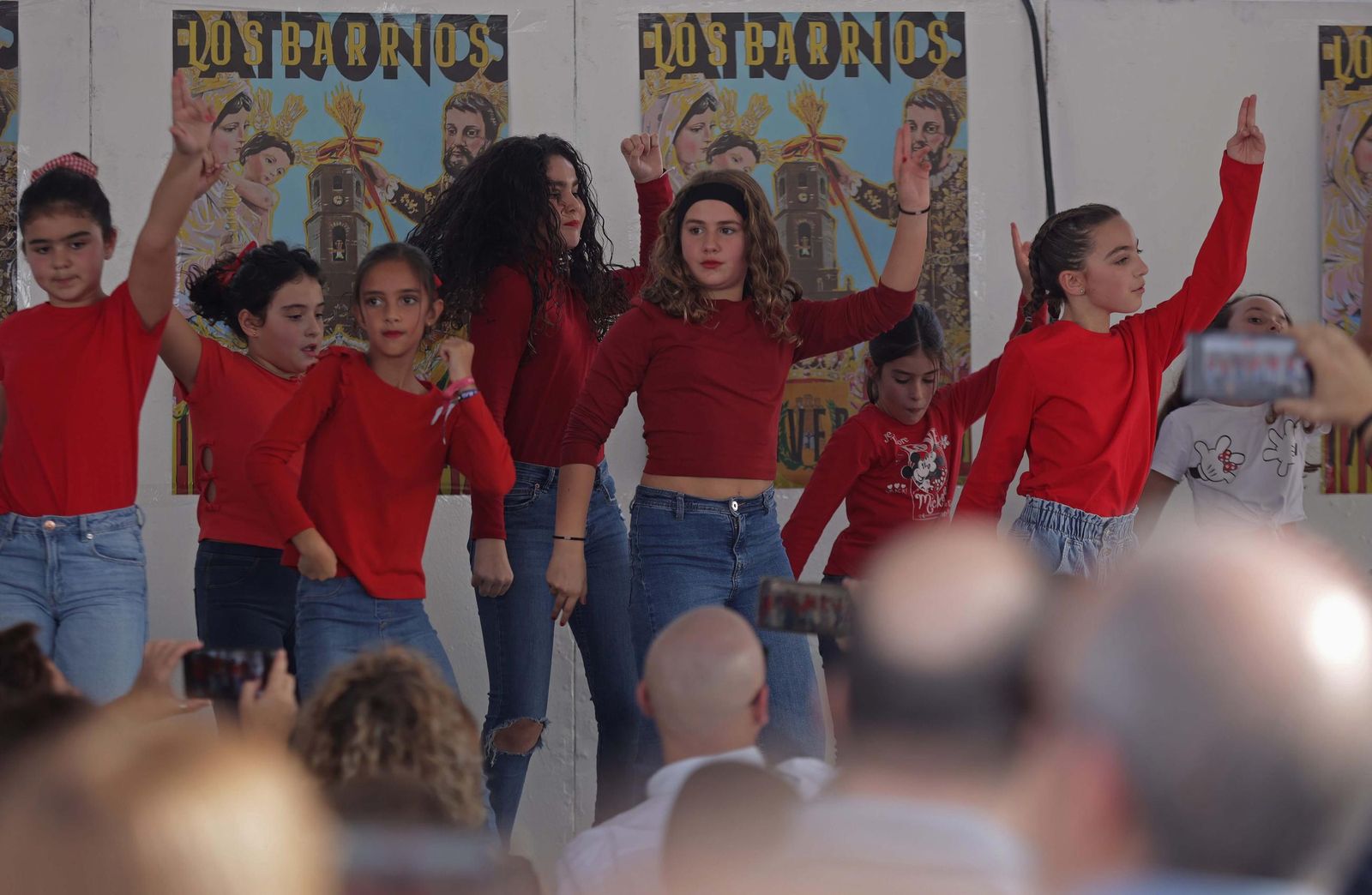 Búscate en las fotos de la Olla de San Isidro en Los Barrios .