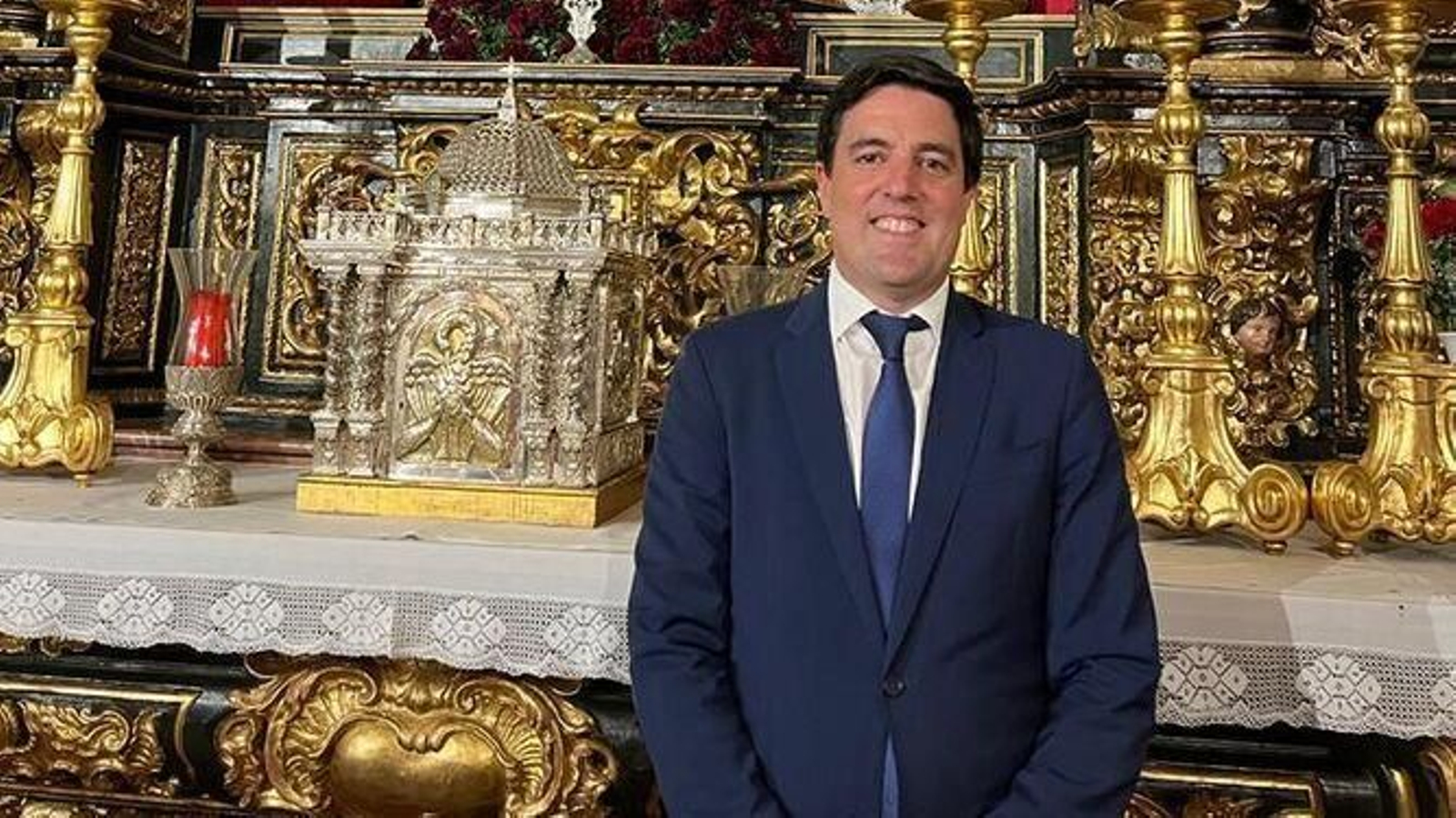 Luis Fernando Rodríguez es reelegido como hermano mayor del Baratillo