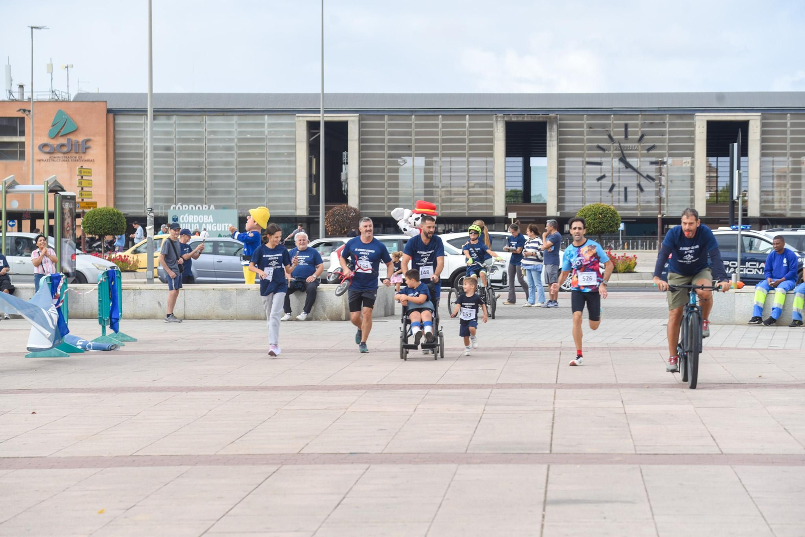 La XII Carrera Solidaria de Acpacys, en imágenes