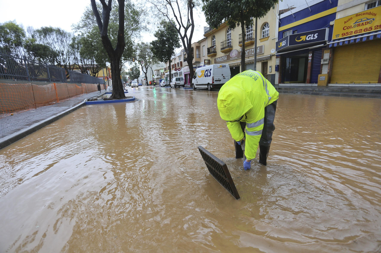 Campanillas anegada tras las lluvias, en fotos