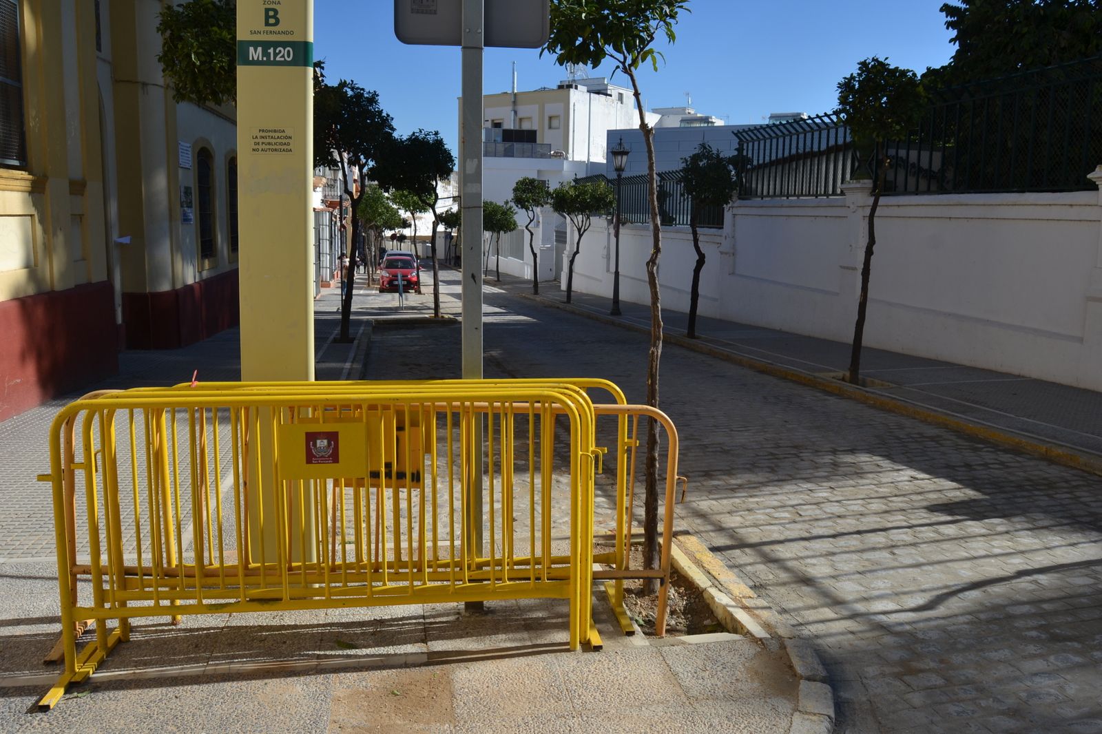 La calle Escaño, que esta mañana ha reabierto al tráfico.