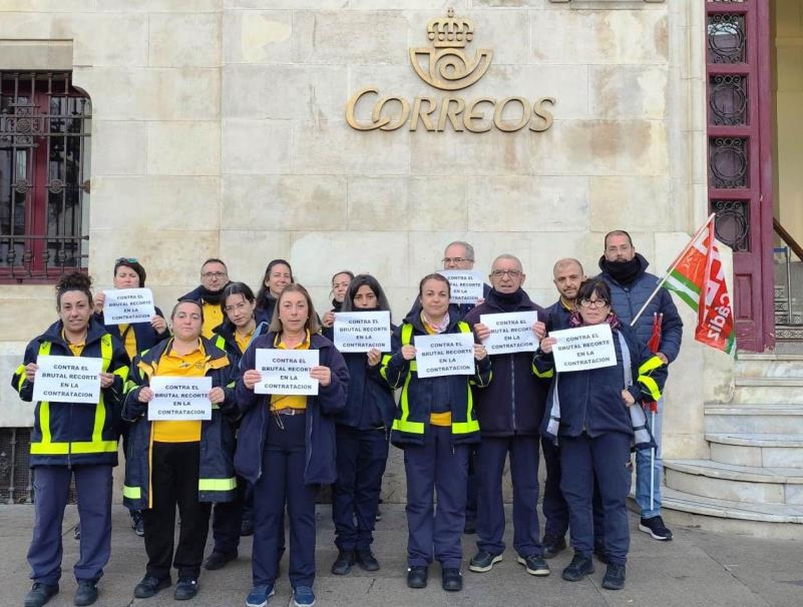 Una imagen de una de las movilizaciones en la puerta de Correos.