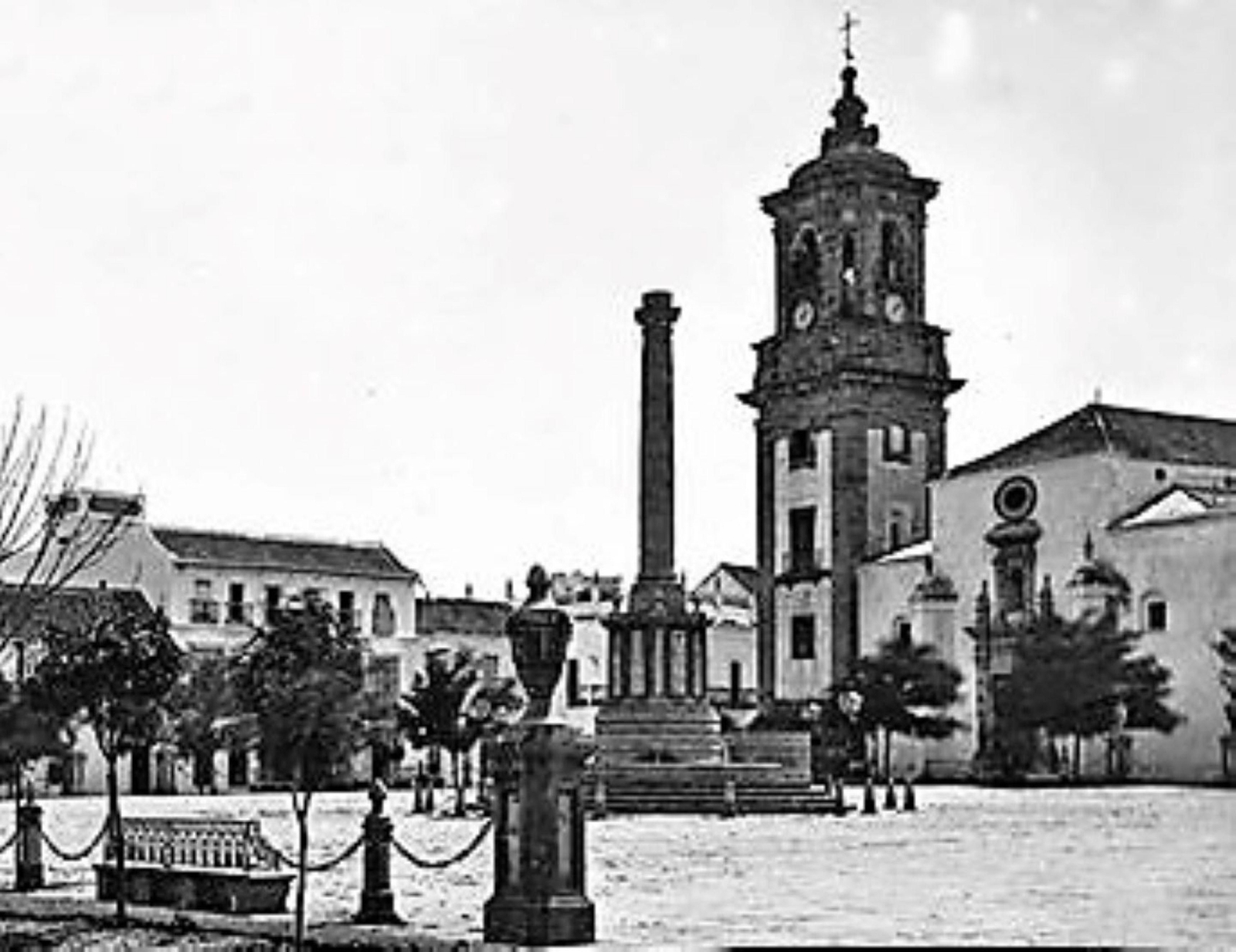 La Plaza Alta de Algeciras, donde existió una placa dedicada a Riego.
