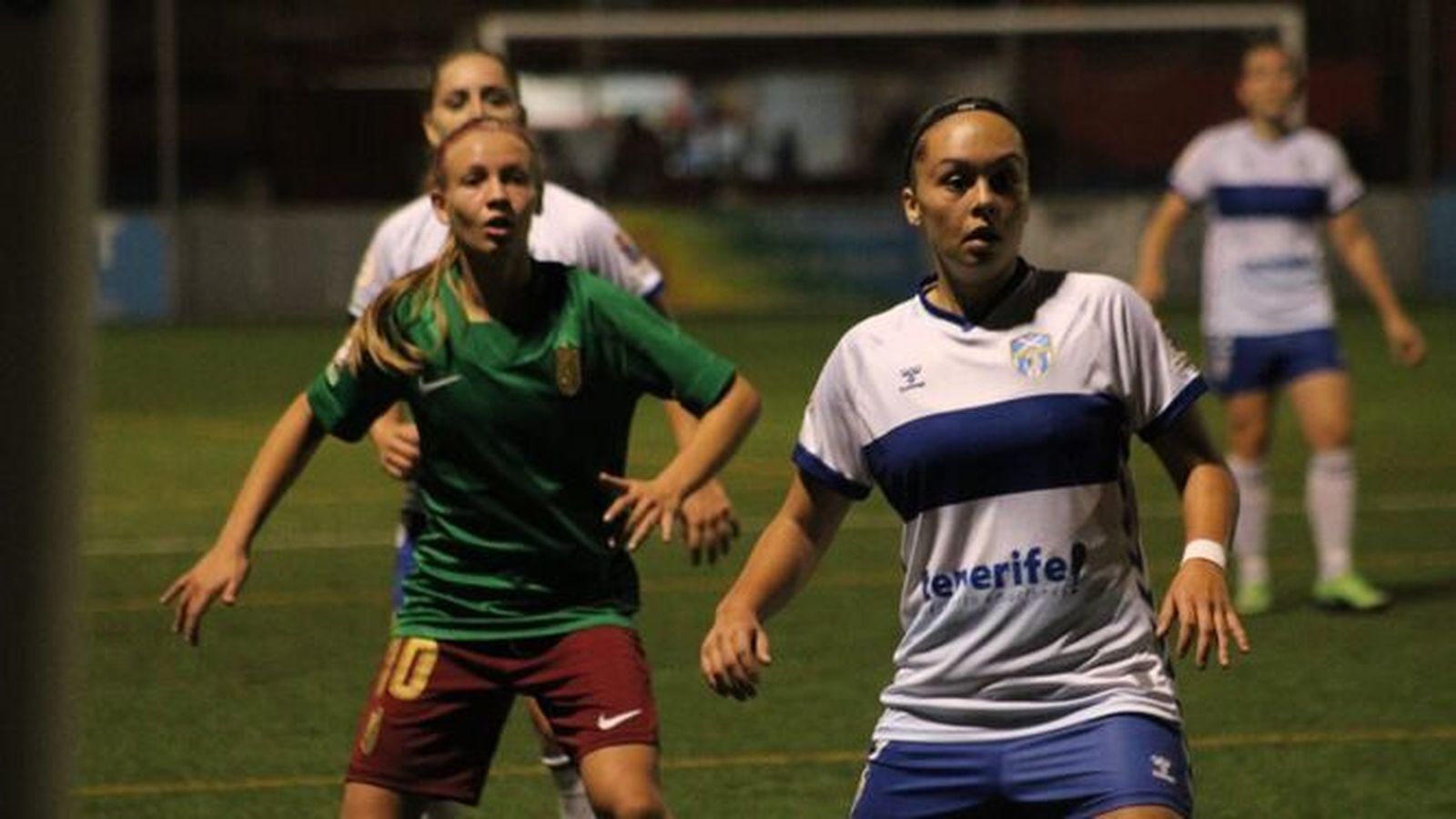 Acción de un partido anterior jugado por el Granada femenino