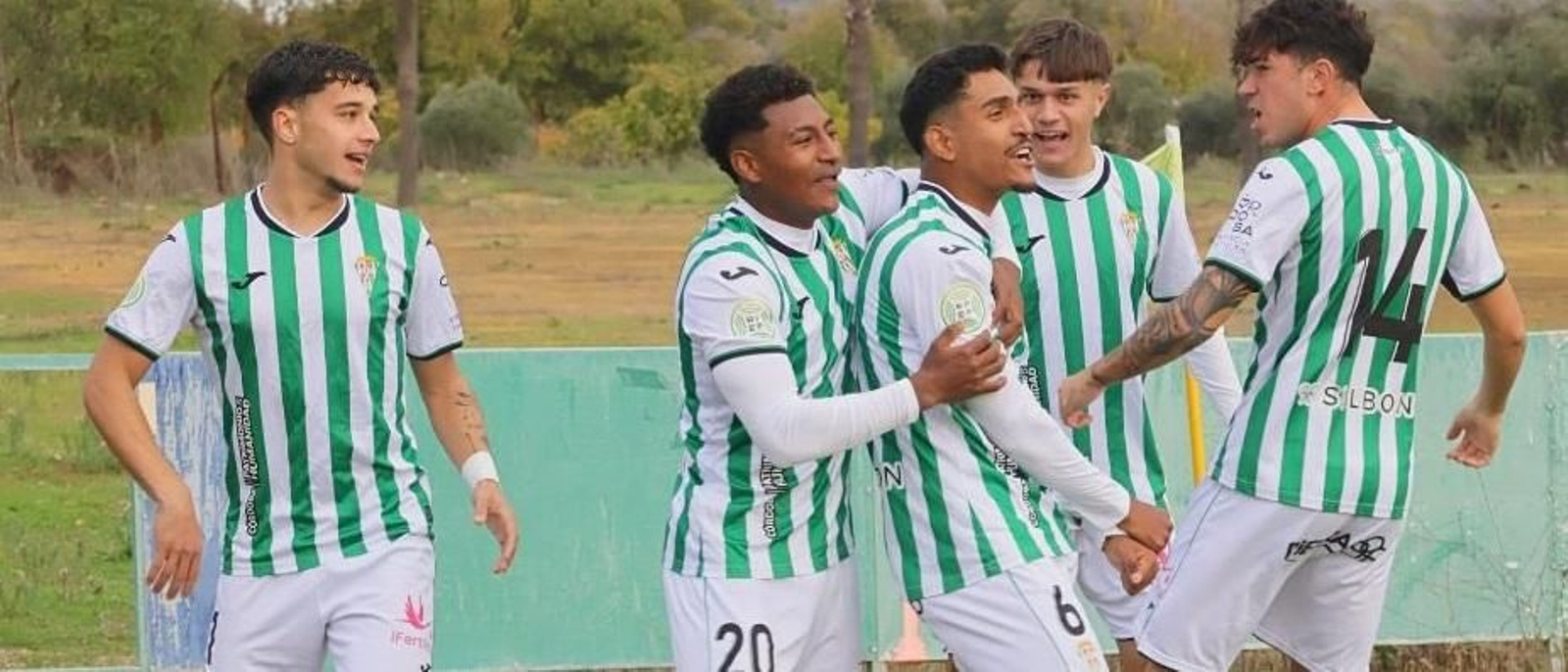 Hashim celebra el primer gol del Córdoba B ante el Ceuta B.