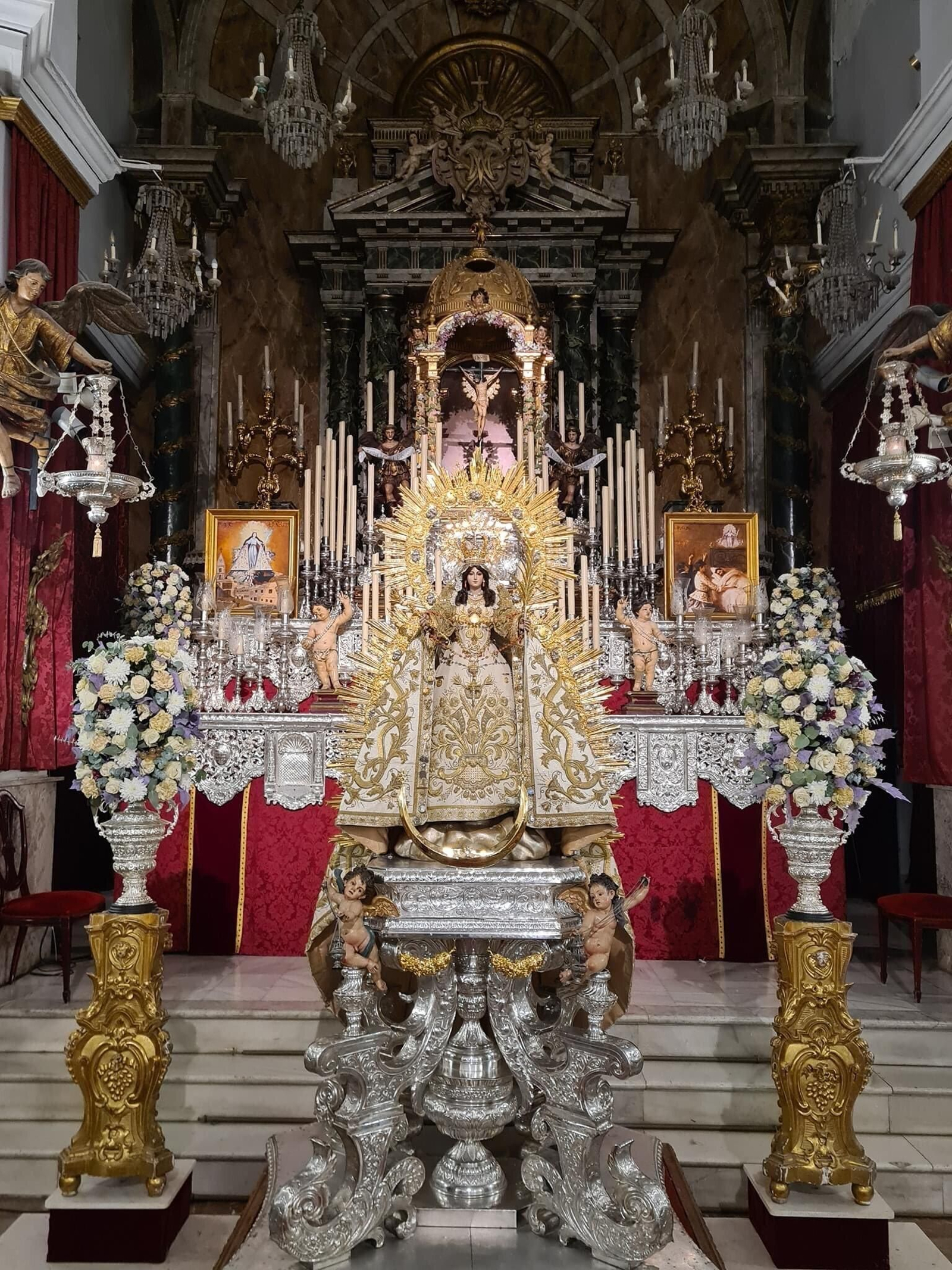 Veneración a la Virgen de la Palma.