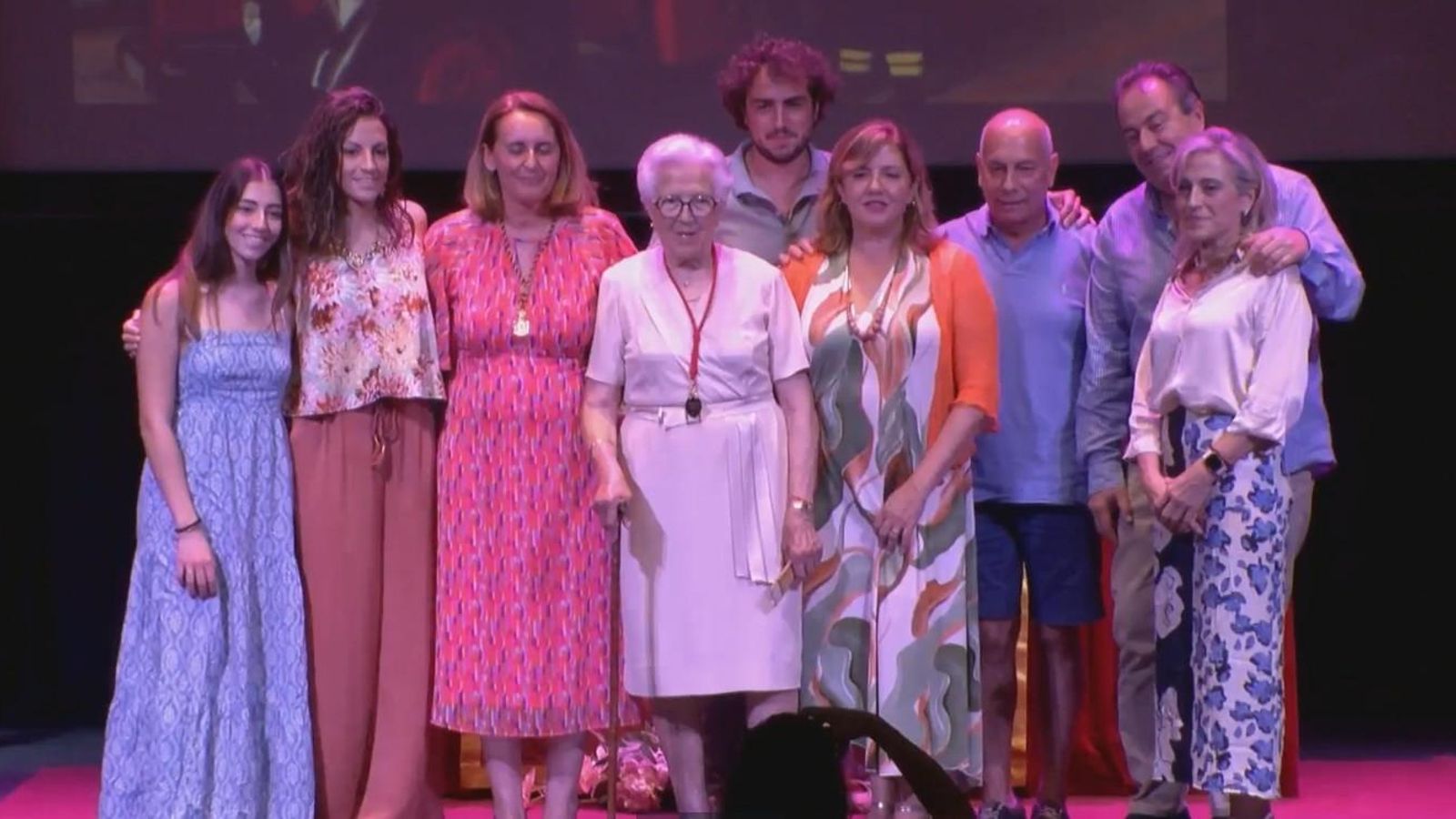 Maruja Espí estuvo acompañada de su familia en el homenaje Maruja Espí estuvo acompañada de su familia en el homenaje