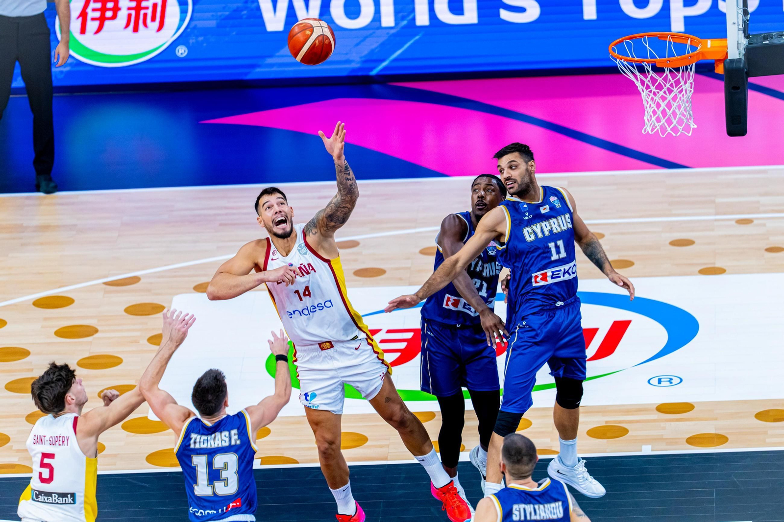 Las fotos del Chipre - España de baloncesto
