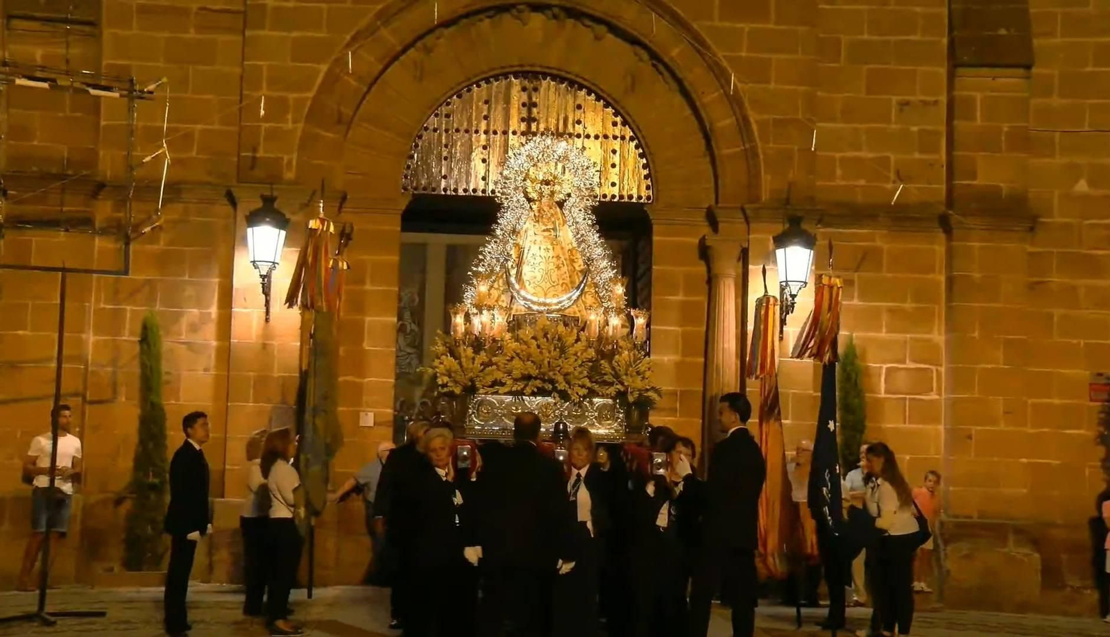 Procesión de la Virgen de la Estrella en Villa del Río. Procesión de la Virgen de la Estrella en Villa del Río.