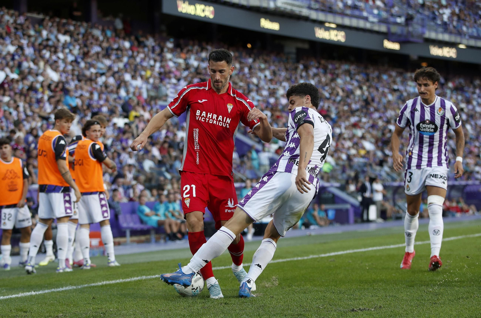 Las mejores fotos del ambiente en el José Zorrilla para el Real Valladolid - Córdoba CF