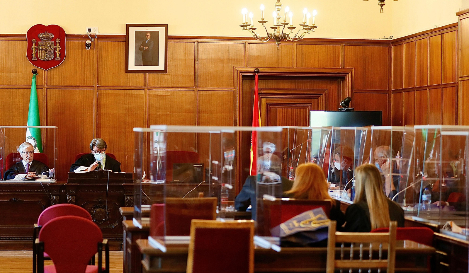 La sala del juicio por el triple asesinato.