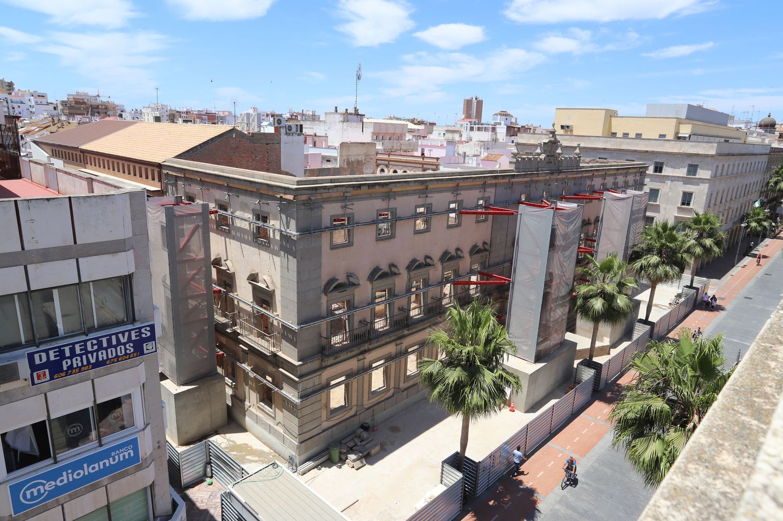 Antiguo edificio de Hacienda de Huelva.