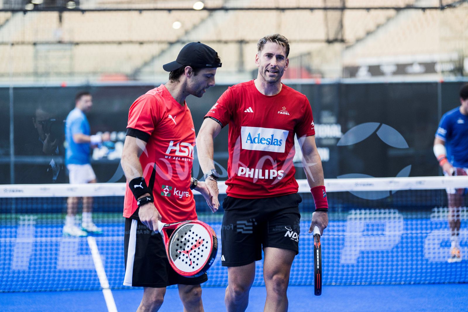 Las mejores fotos de la tercera jornada de pádel en el Estadio de la Cartuja
