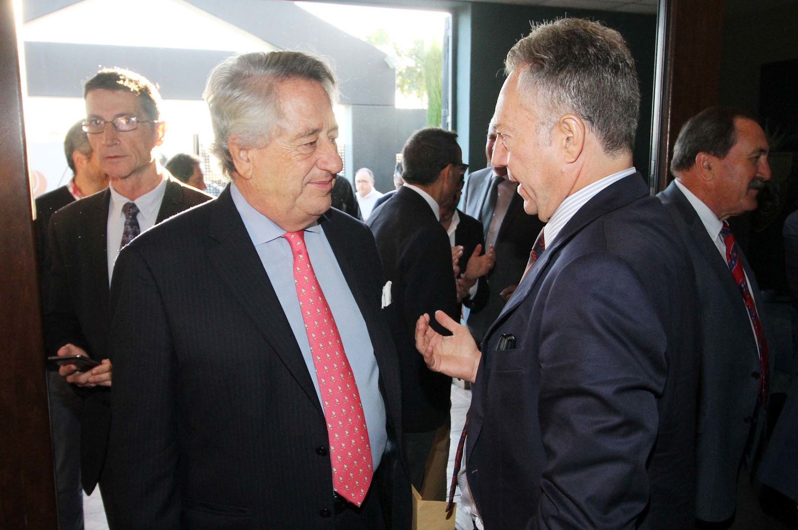 Imágenes del Desayuno Informativo del Grupo Joly con Javier Targhetta