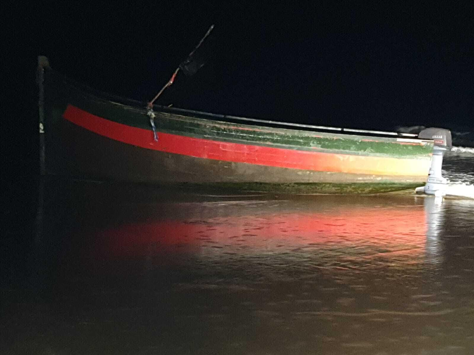 La nueva patera llegó a la zona costera de Castilnovo.