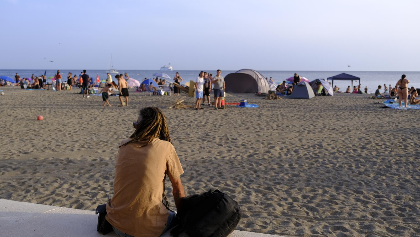 La Noche de San Juan en Almería, en imágenes