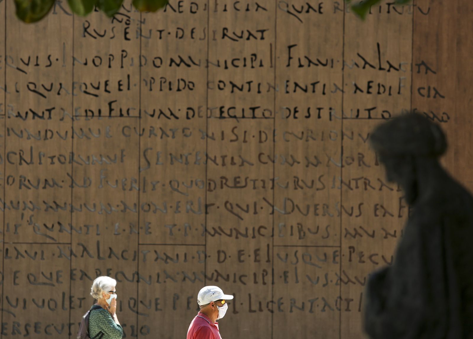 Las fotos del centro de Málaga, de vuelta a la vida con la desescalada