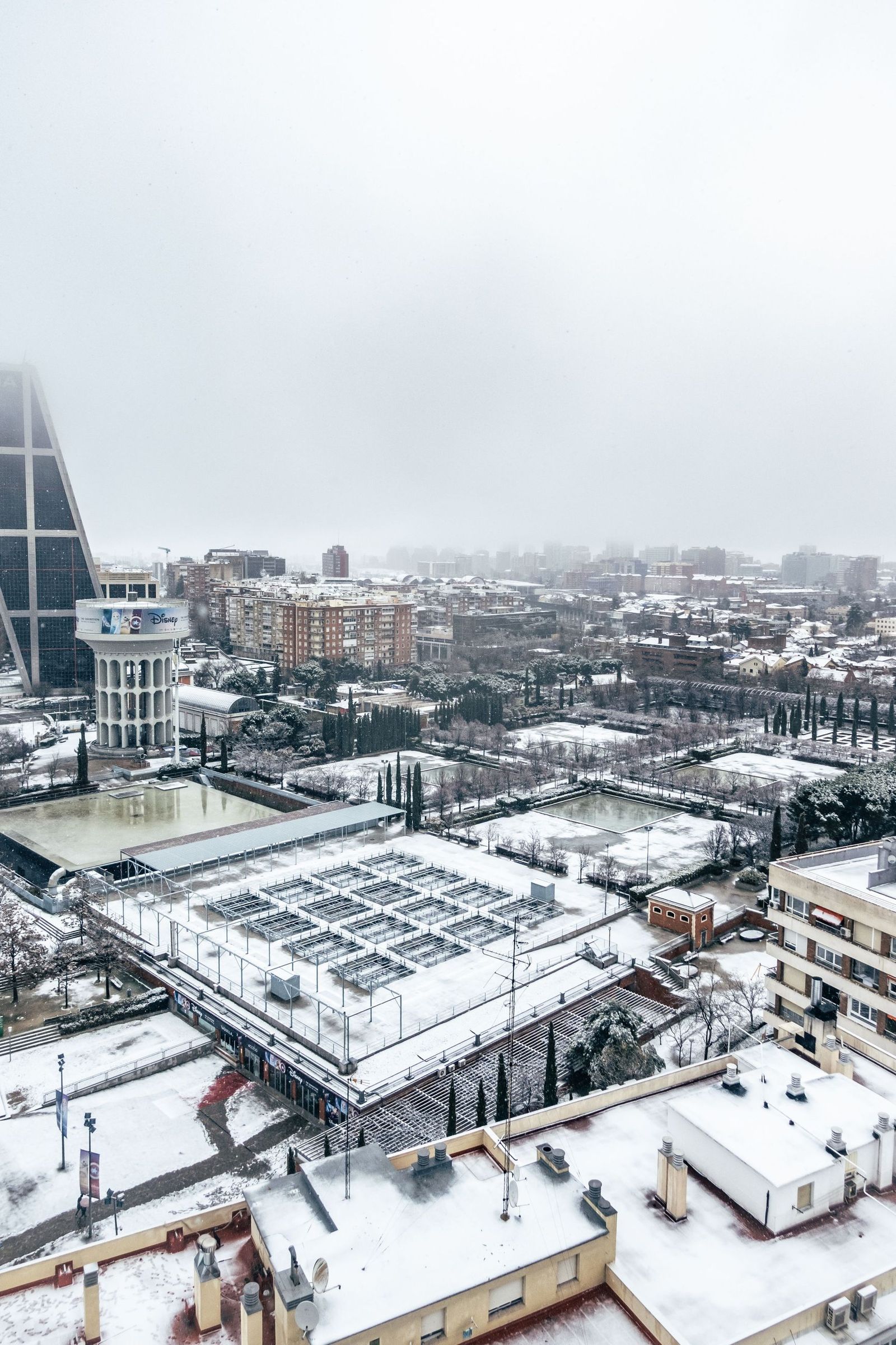 Imágenes de la nevada que ha dejado la borrasca Kristin en Madrid capital