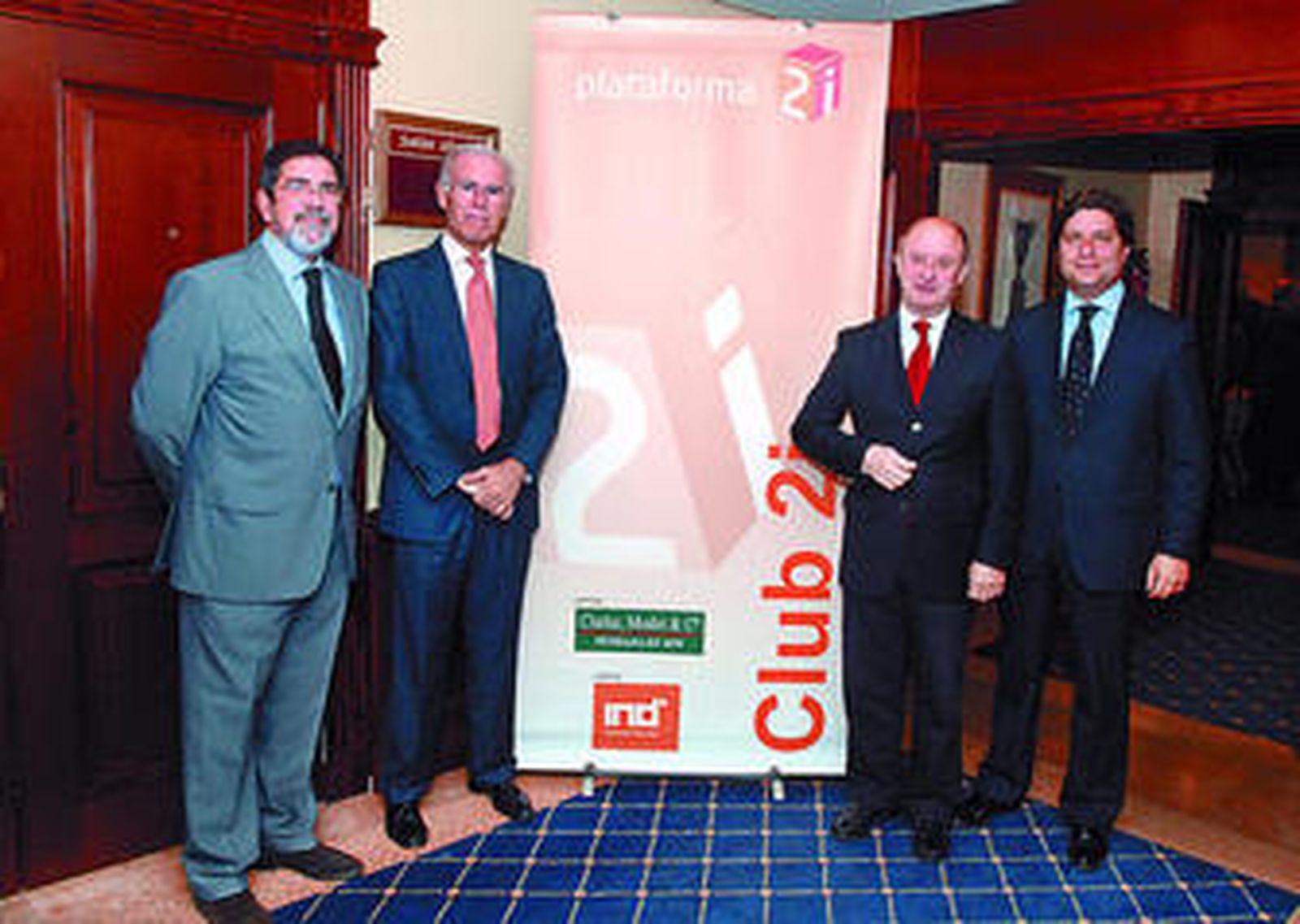 J. E. Llimona, J. I. Cadenas, F. Aguadero y E. Fernández.