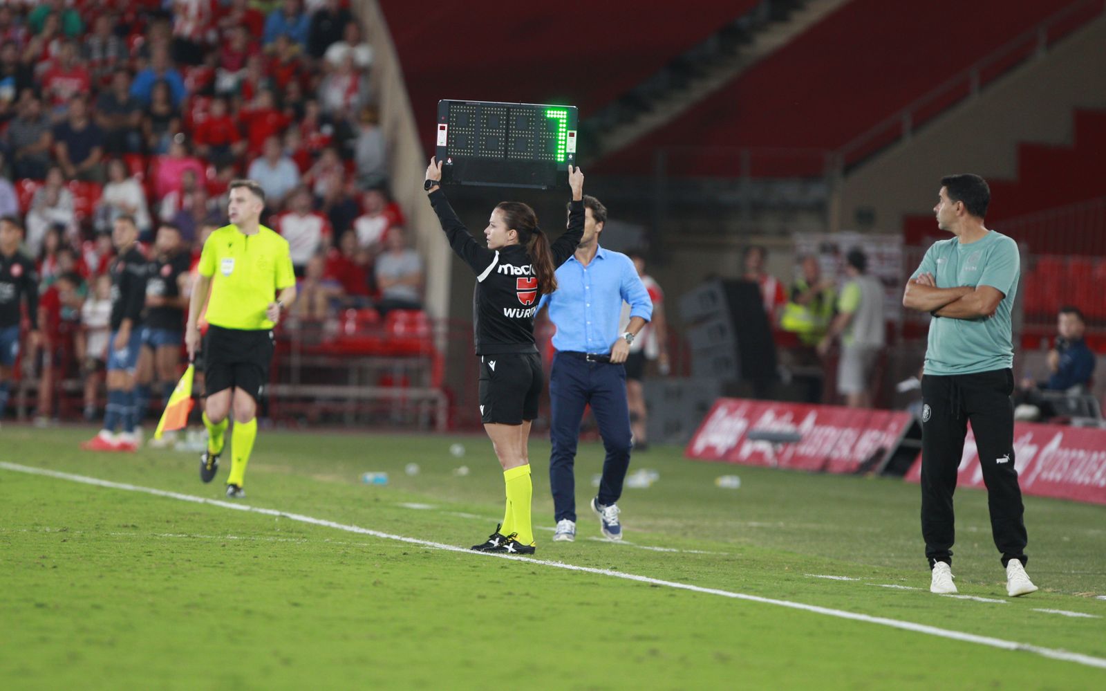 Imágenes del partido de fútbol U.D. Almería-Girona F.C.
