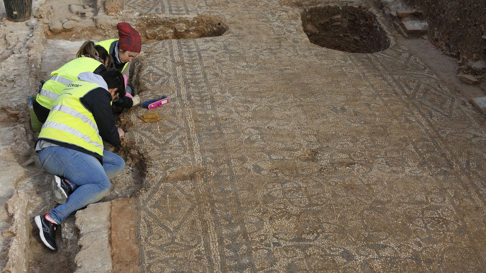 Mosaico descubierto en la villa del Zaidín.