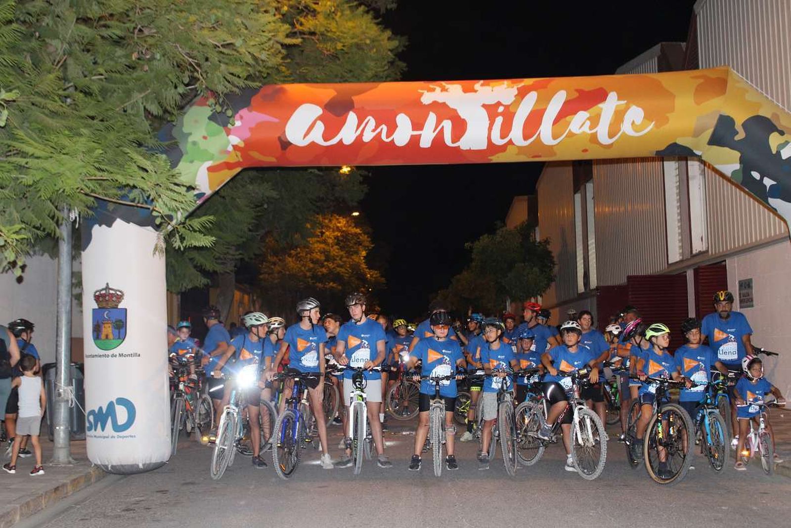La XXX Marcha de la Luna Llena en Montilla, en imágenes