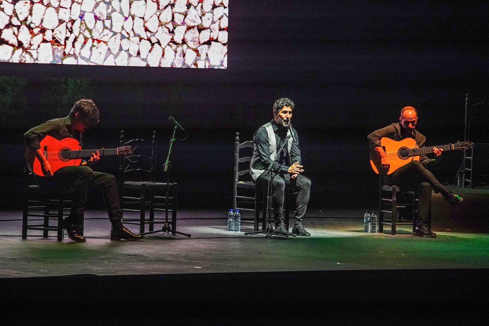 Arcángel hace vibrar el teatro del Generalife de Granada: las imágenes