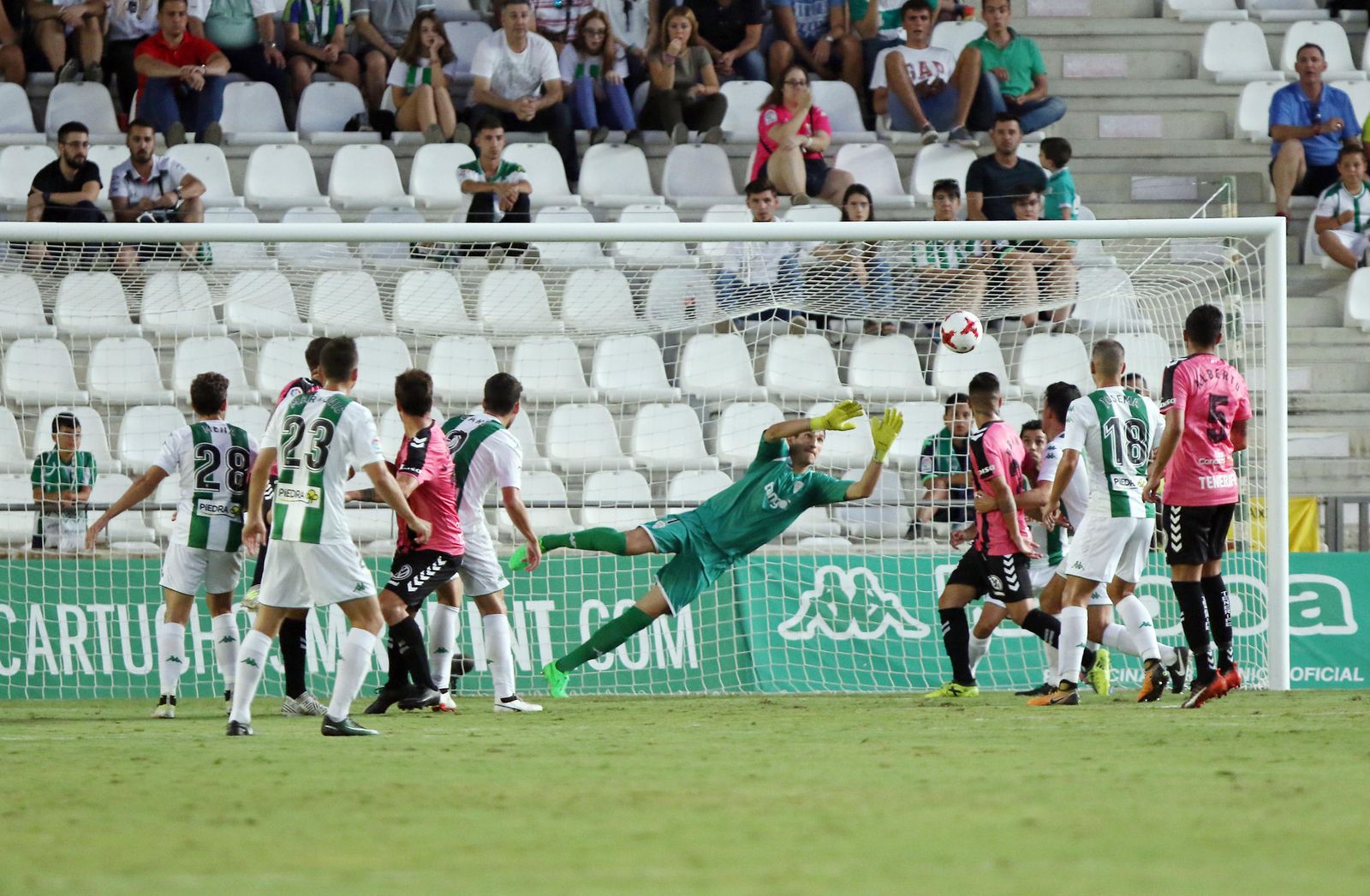 Las imágenes del Córdoba-Tenerife de Copa