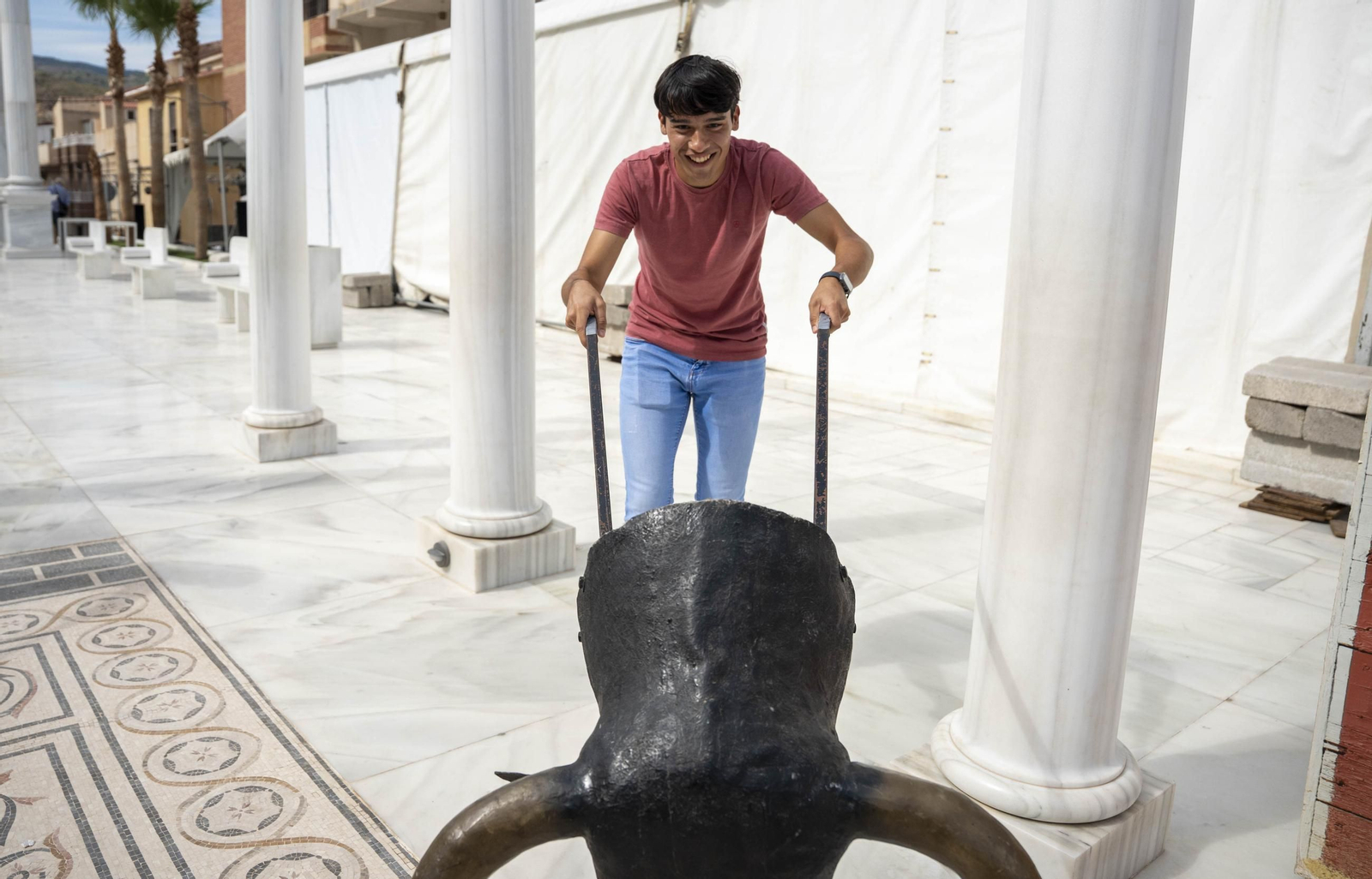 Las imágenes del taller de toros para niños y toro mecánico en Macael