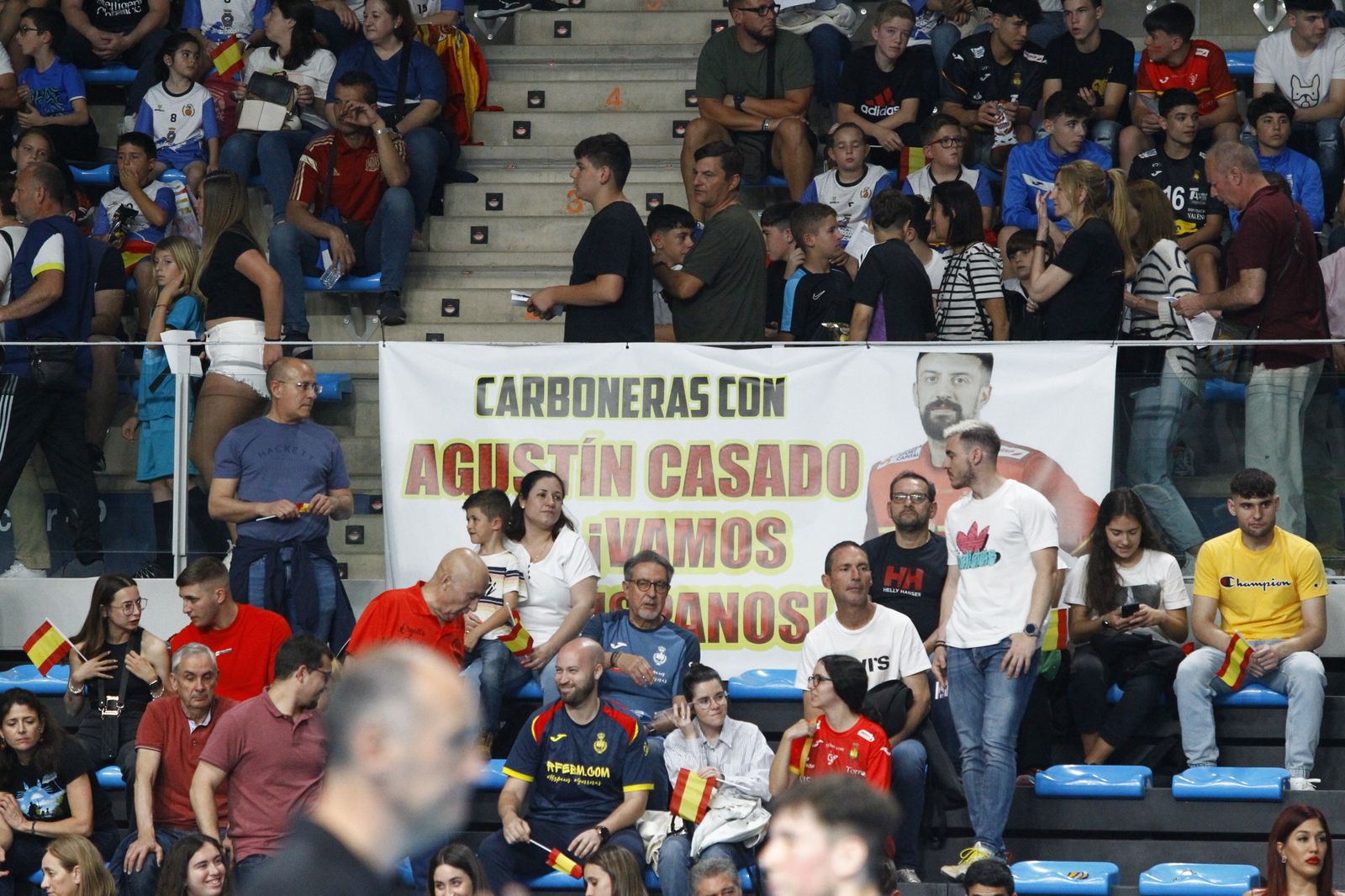 Imágenes del España-Dinamarca de la EHF Euro Cup de balonmano, en Almería