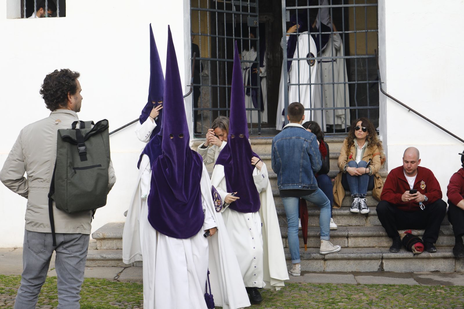 La Hermandad de la Sangre de Córdoba suspende su procesión, en imágenes