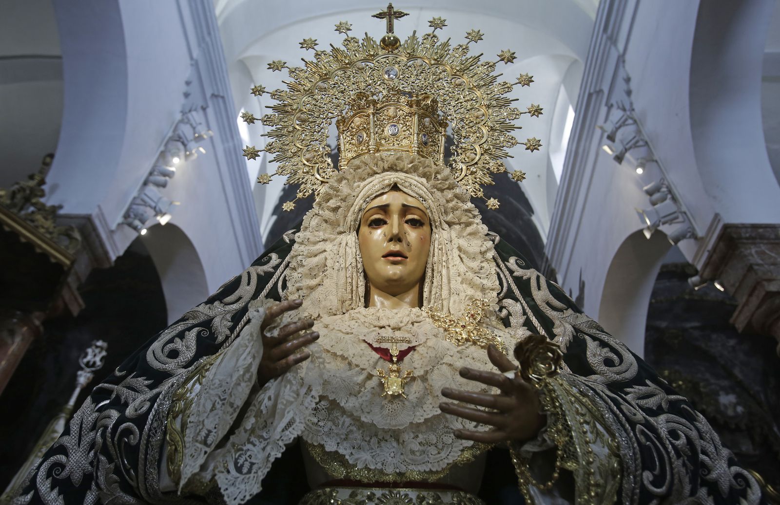 Besamanos de la Virgen de la Candelaria