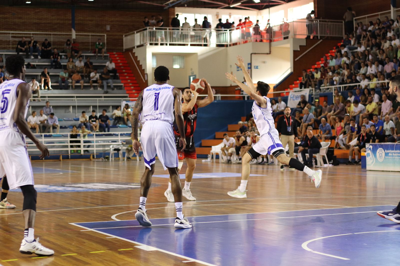Imágenes de la primera jornada de la fase final a LEB Plata: CB Puerto Sagunto vs Ciudad de Huelva