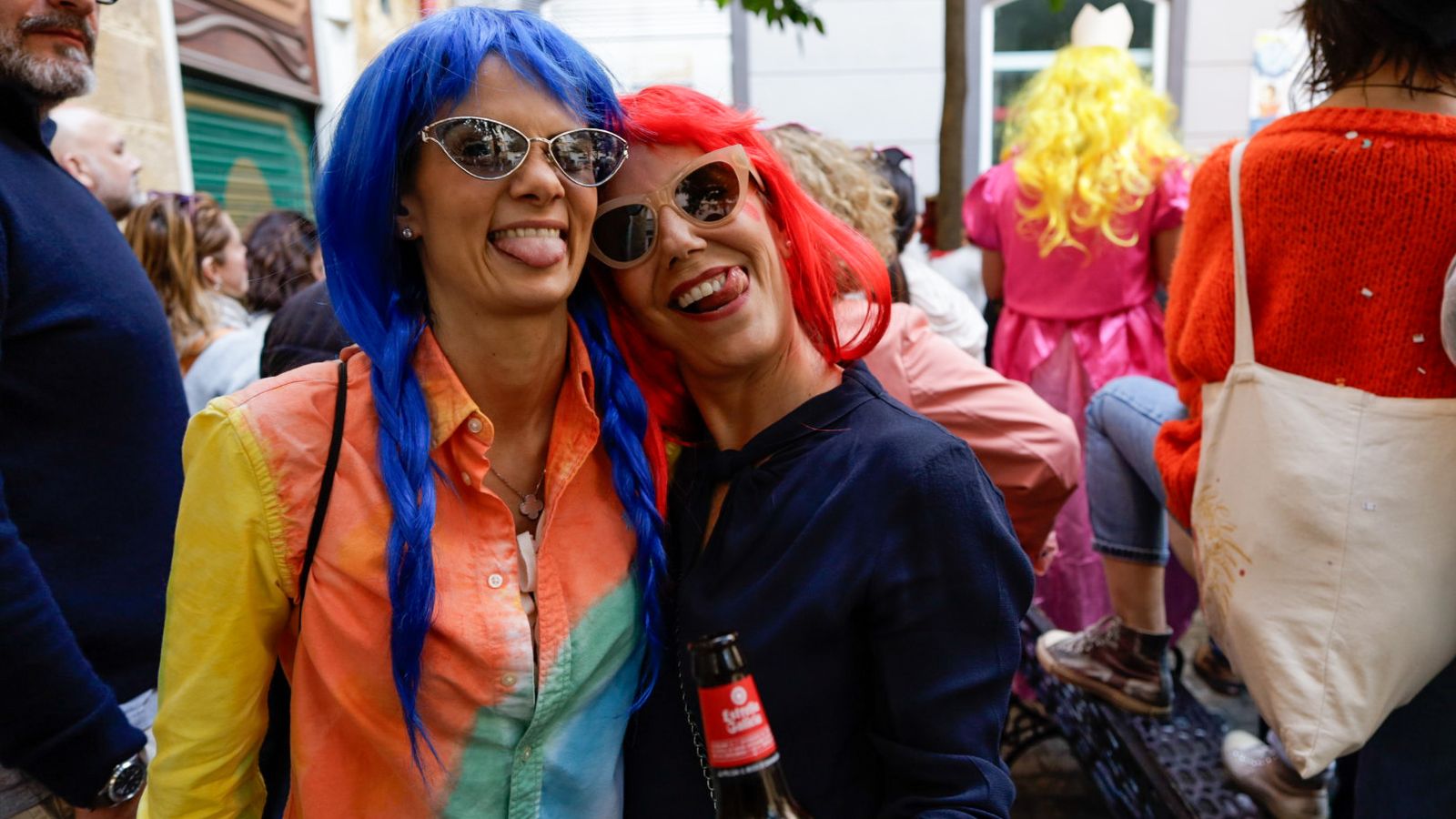 Así vive Cádiz su primer sábado de Carnaval 2025: búscate entre las imágenes del día en la calle