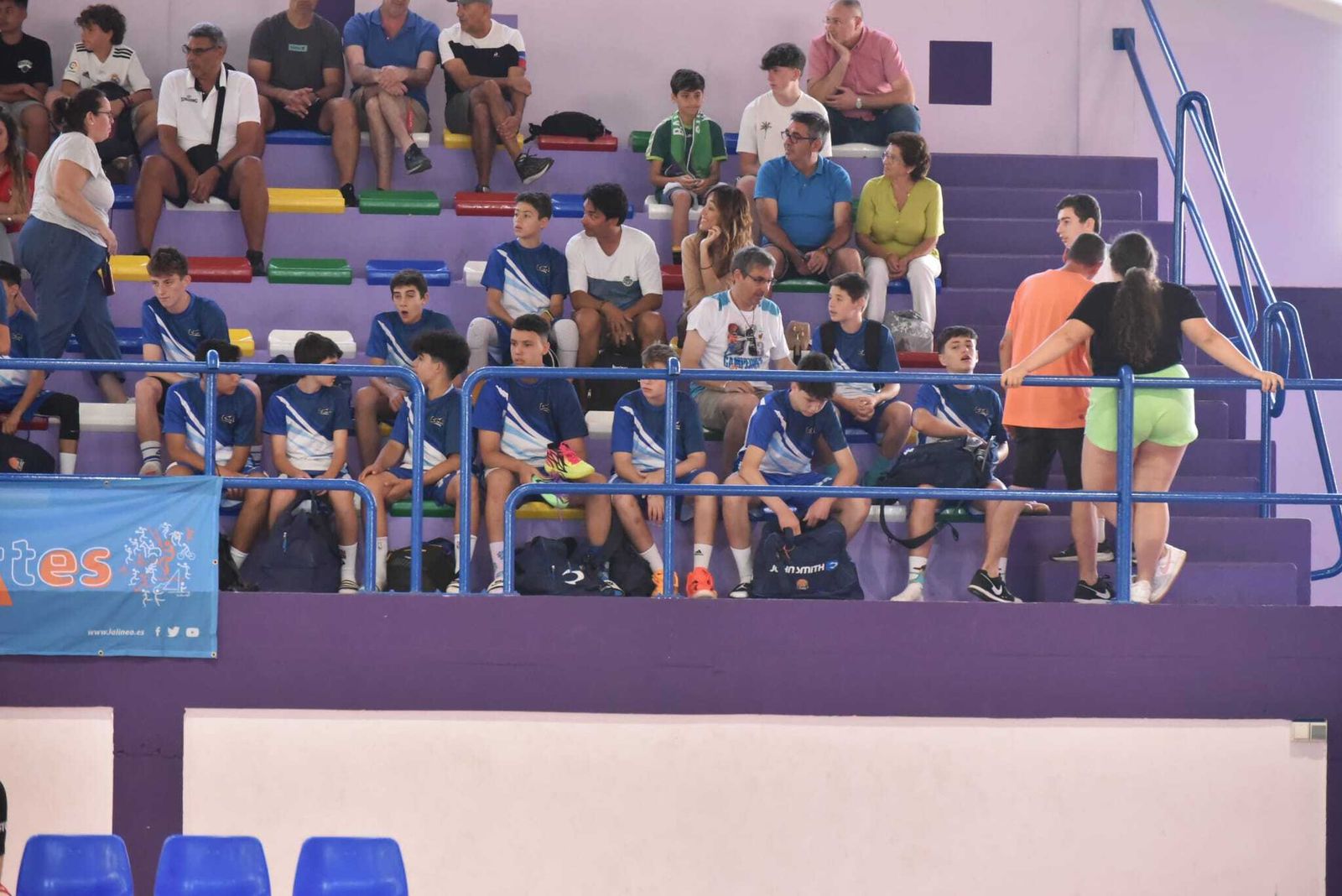 Las fotos de las semifinales del Cadeba infantil masculino de La Línea