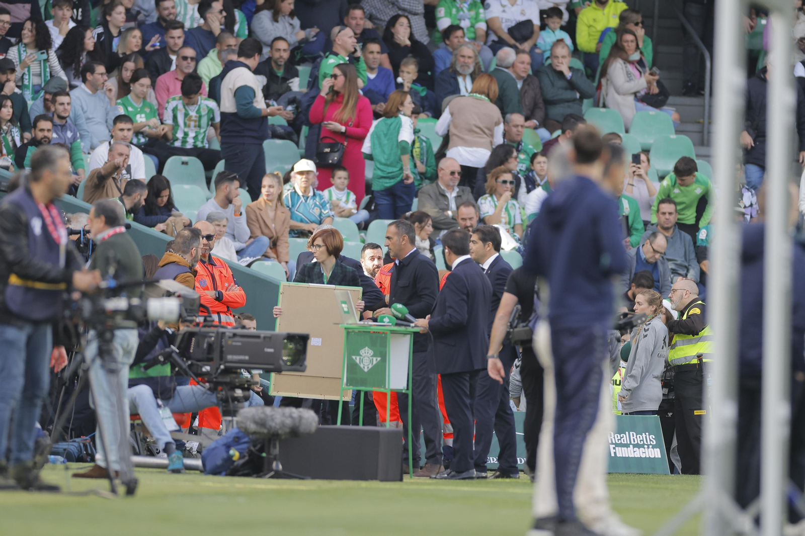 Búscate en las fotos del Betis-Real Madrid