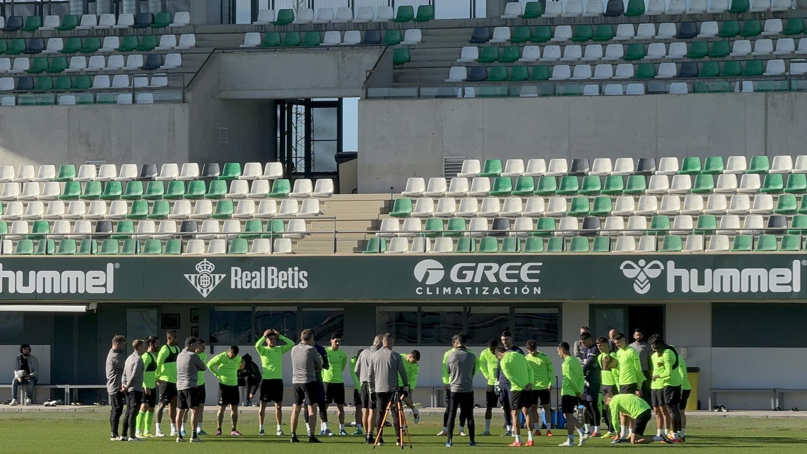La charla de Pellegrini antes del entrenamiento