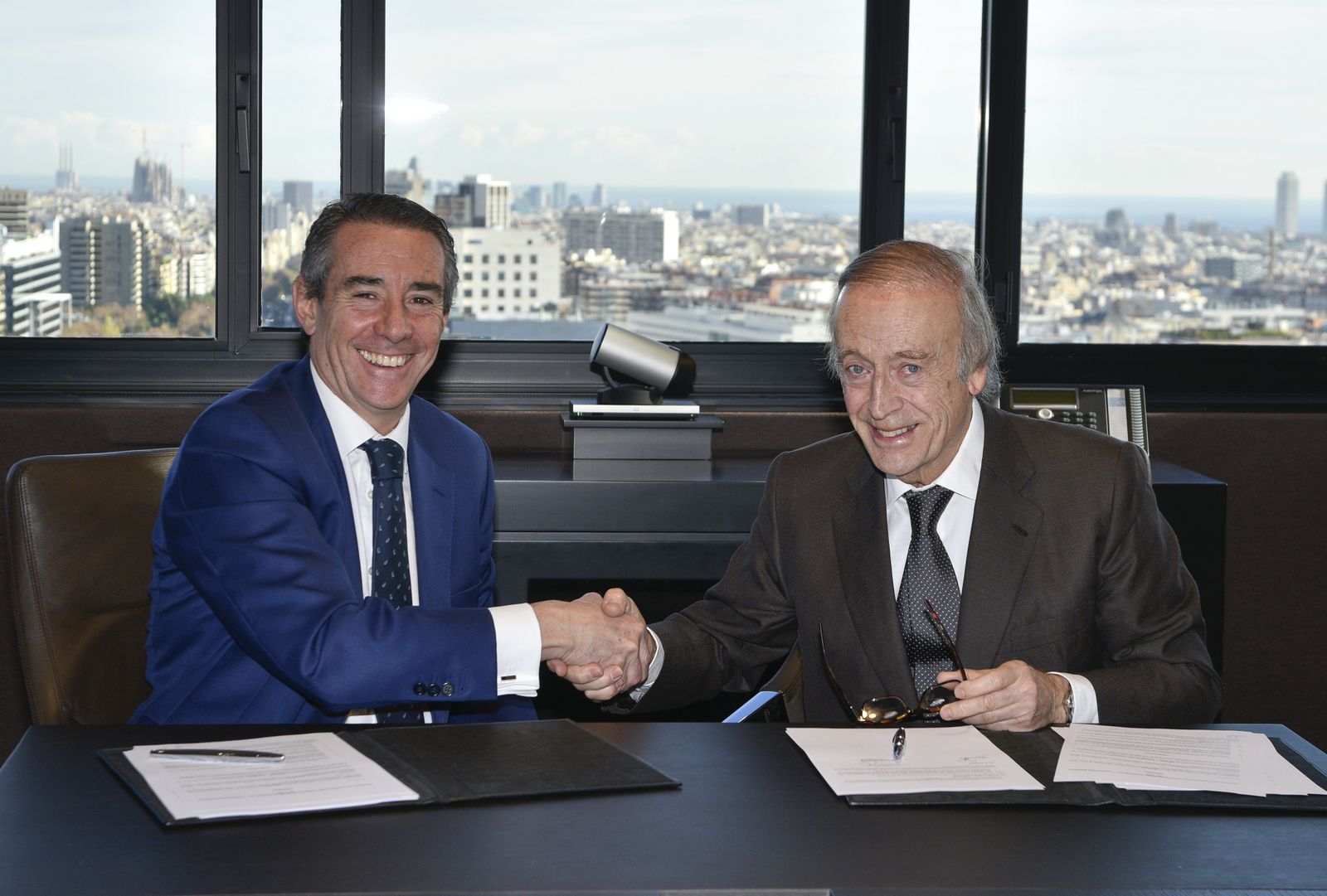 Momento de la firma del convenio