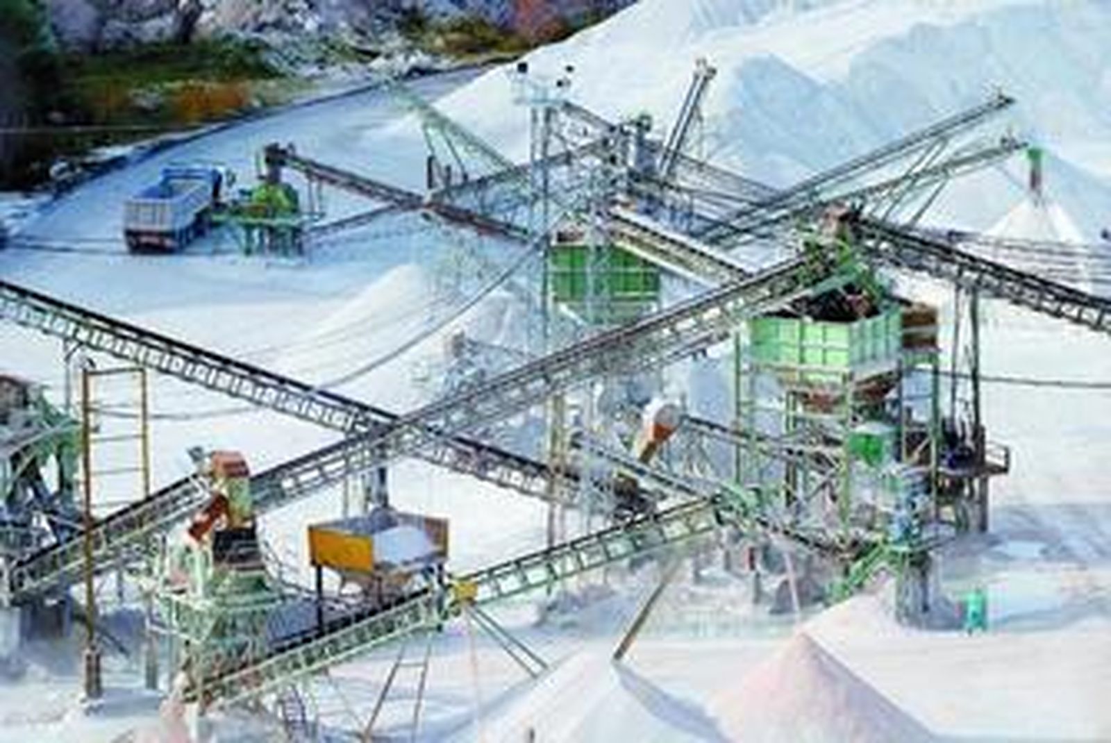 Vista de una cantera en plena acción.